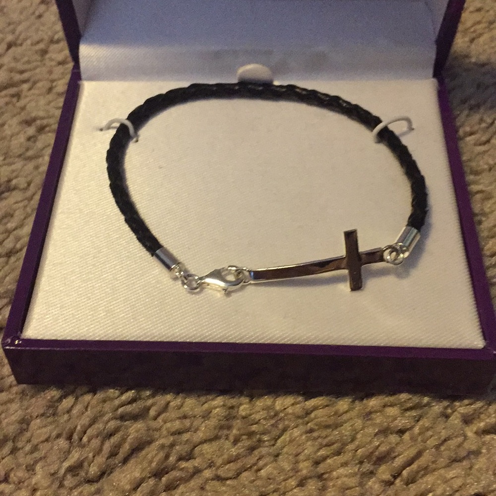 Sterling silver cross bracelet
